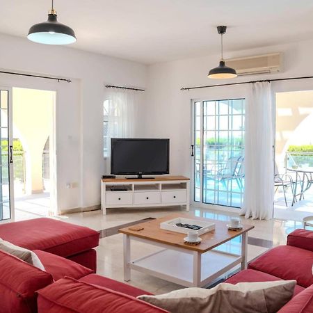 Villa Danae Coral Bay By Villa Plus Peyia Exterior photo