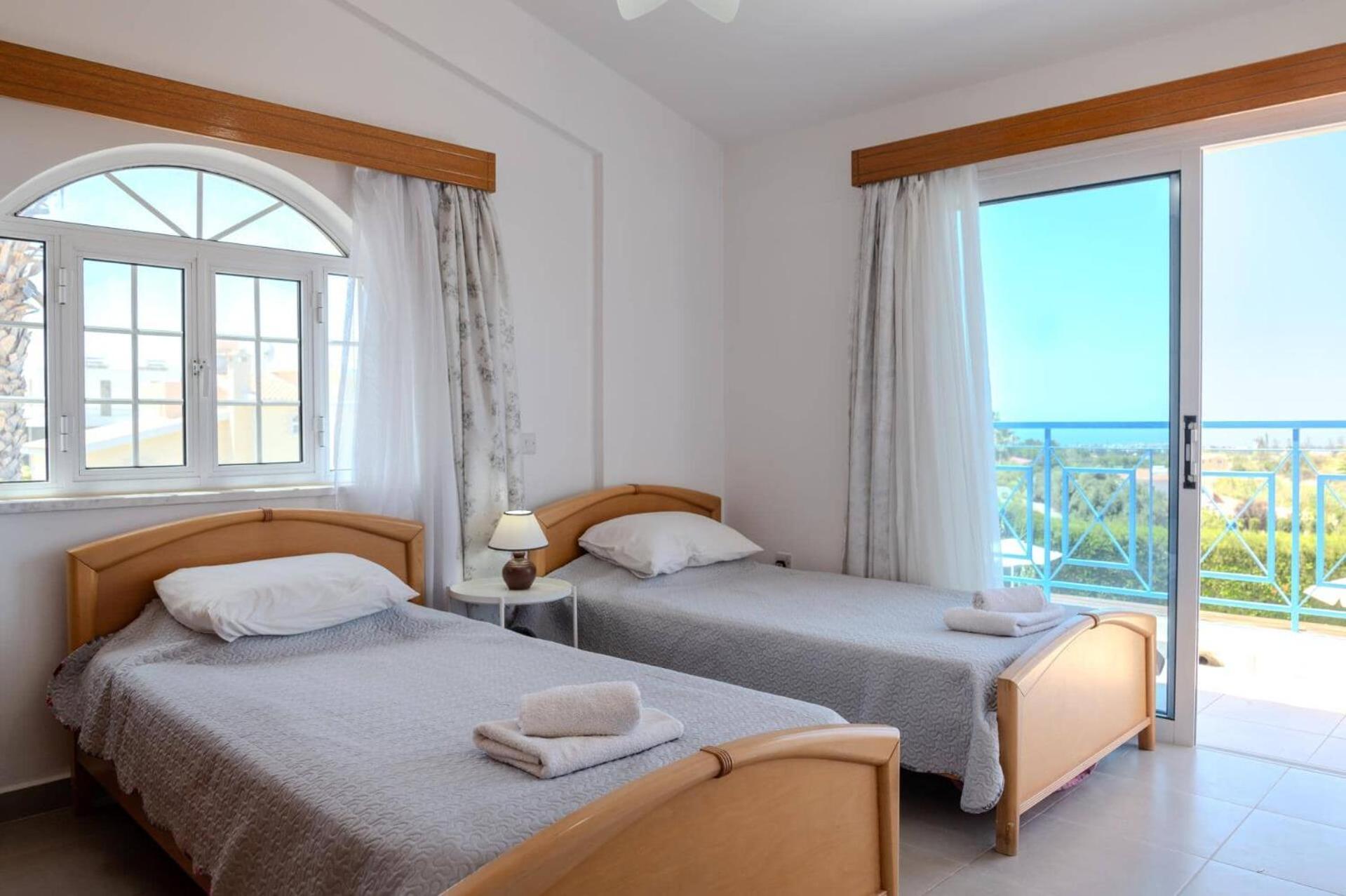 Villa Danae Coral Bay By Villa Plus Peyia Exterior photo